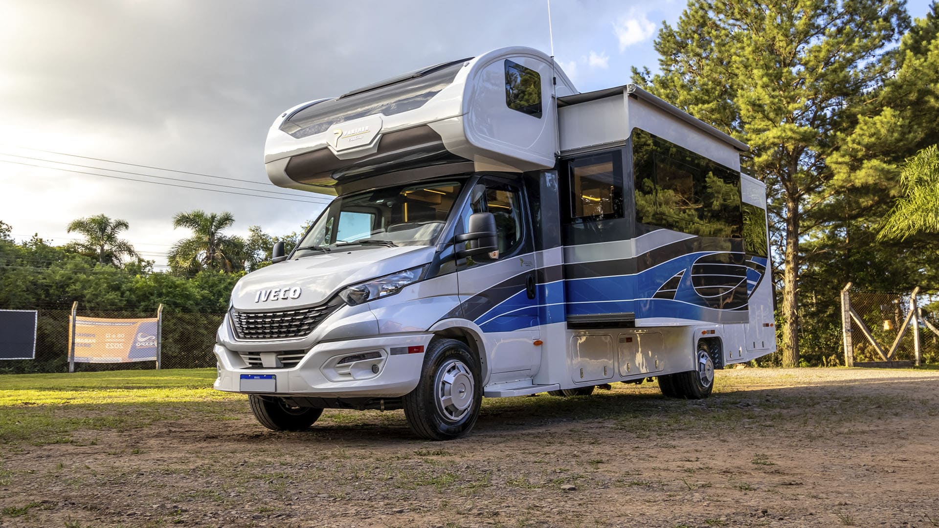 Confident 8.7 - External 2