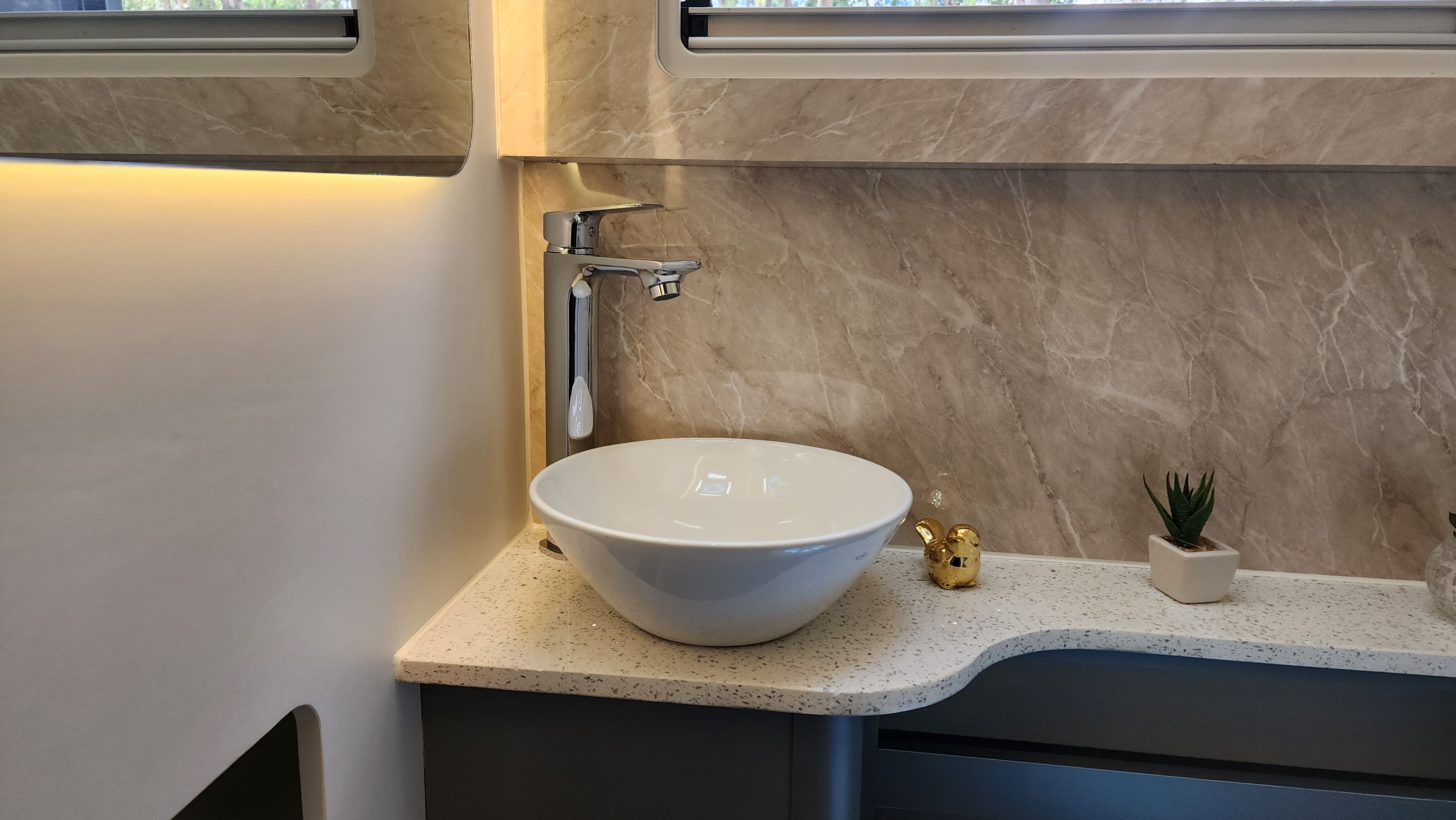 Position 7.5 - Internal 12