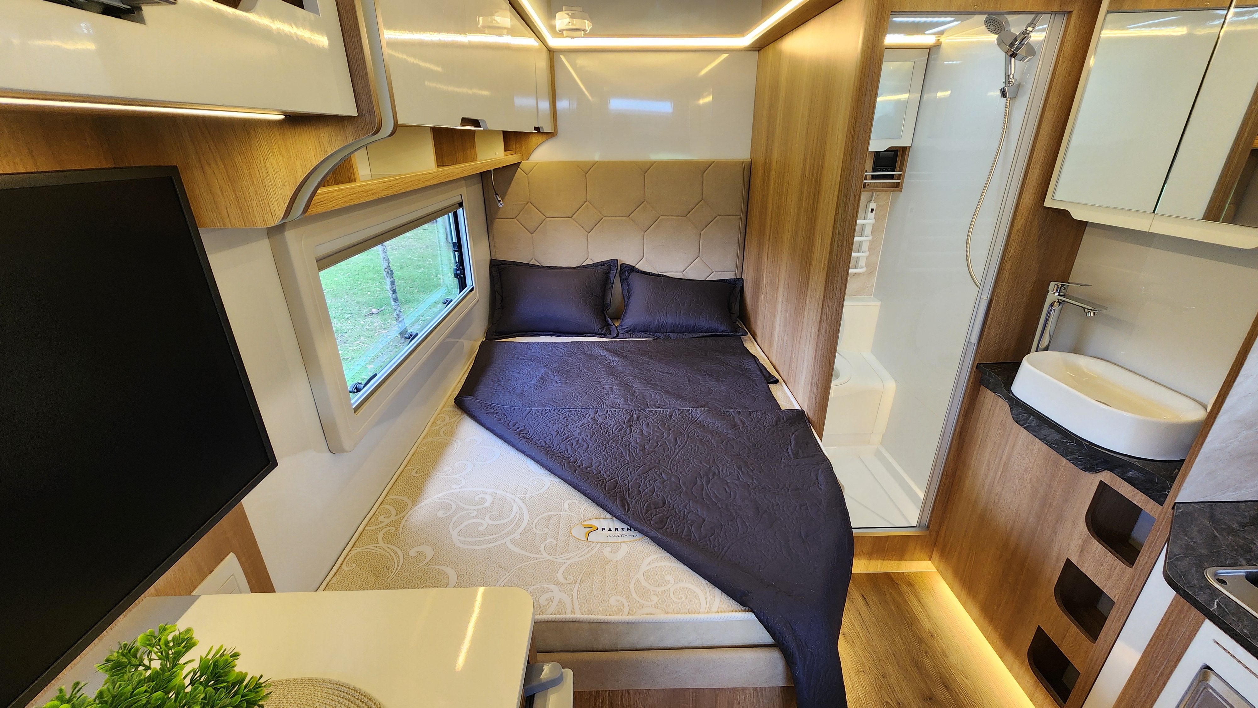 Position 6.5 - Internal 9