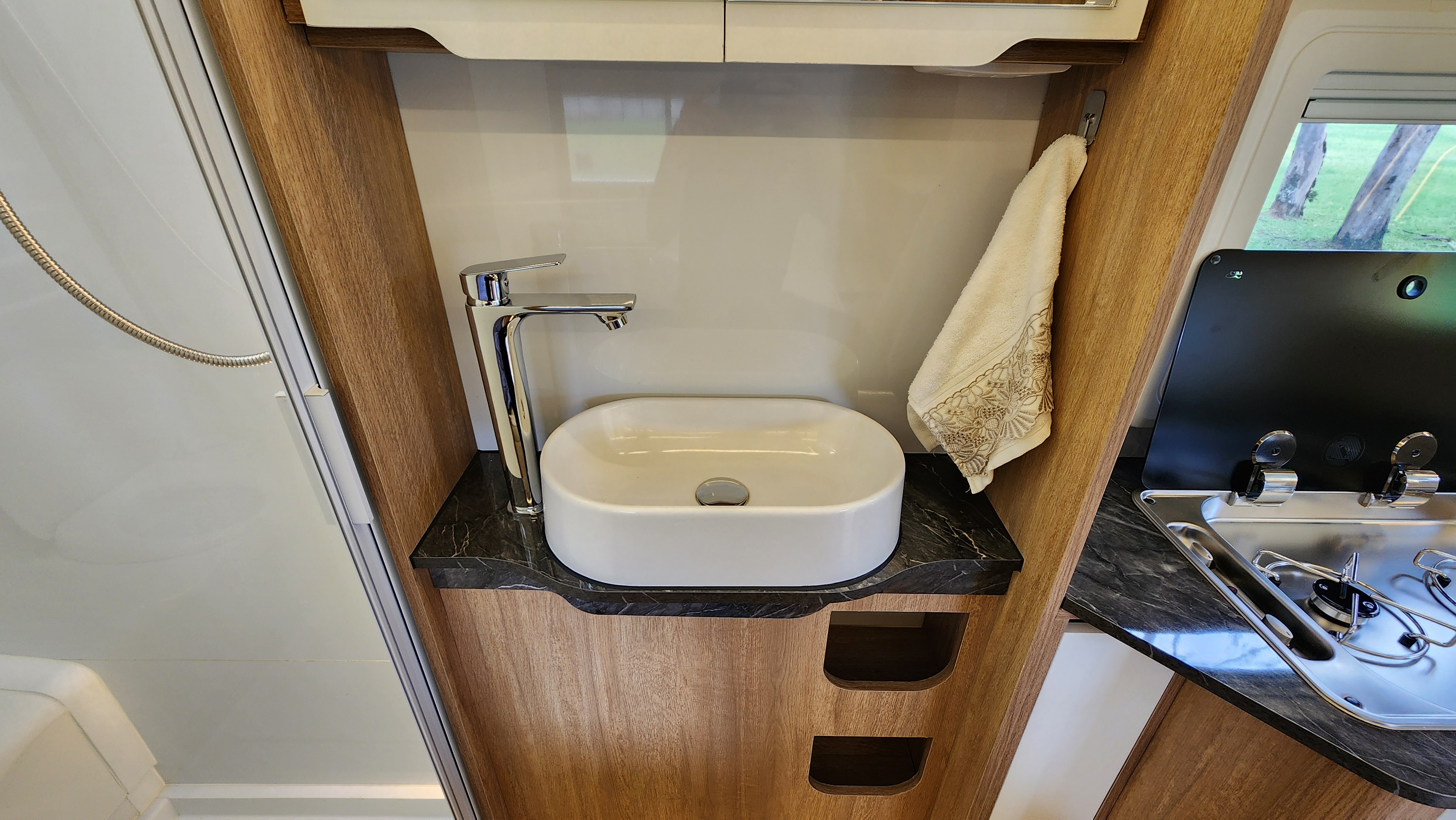 Position 6.5 - Internal 12