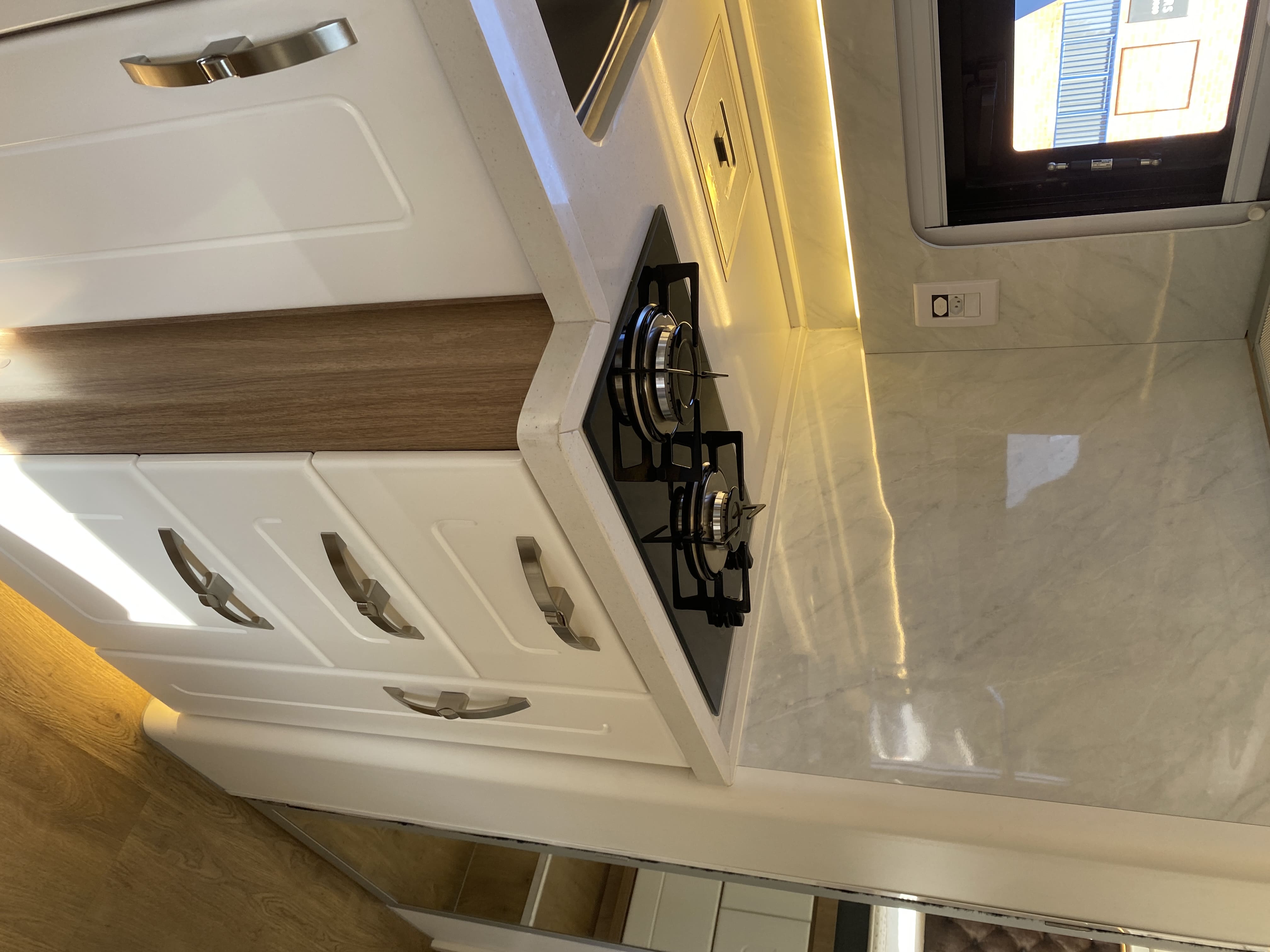 Confident 8.7 - Internal 15