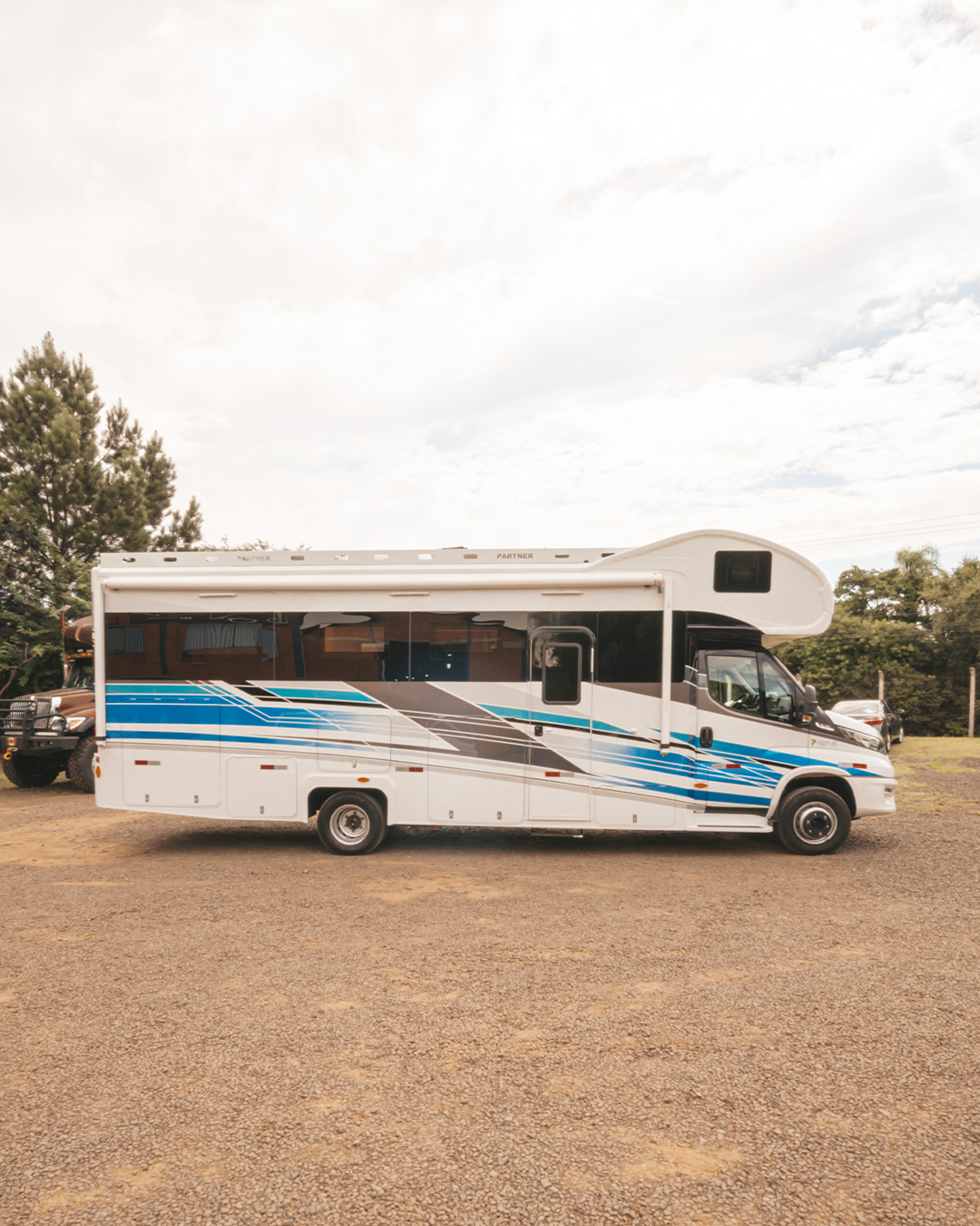 Confident 8.7 - External 12