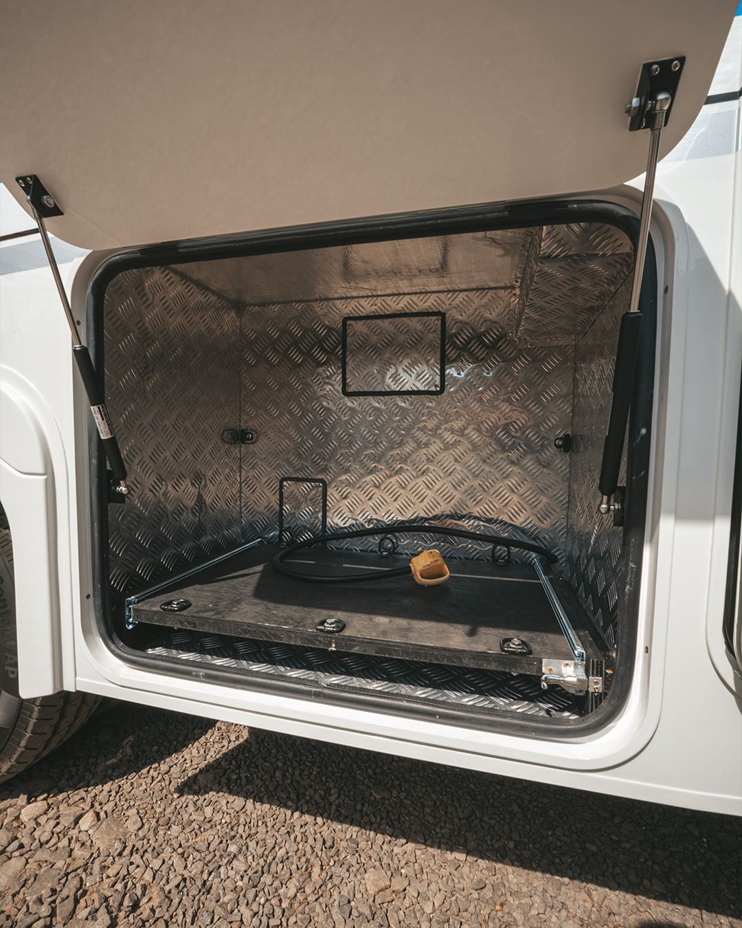 Confident 8.7 - External 25