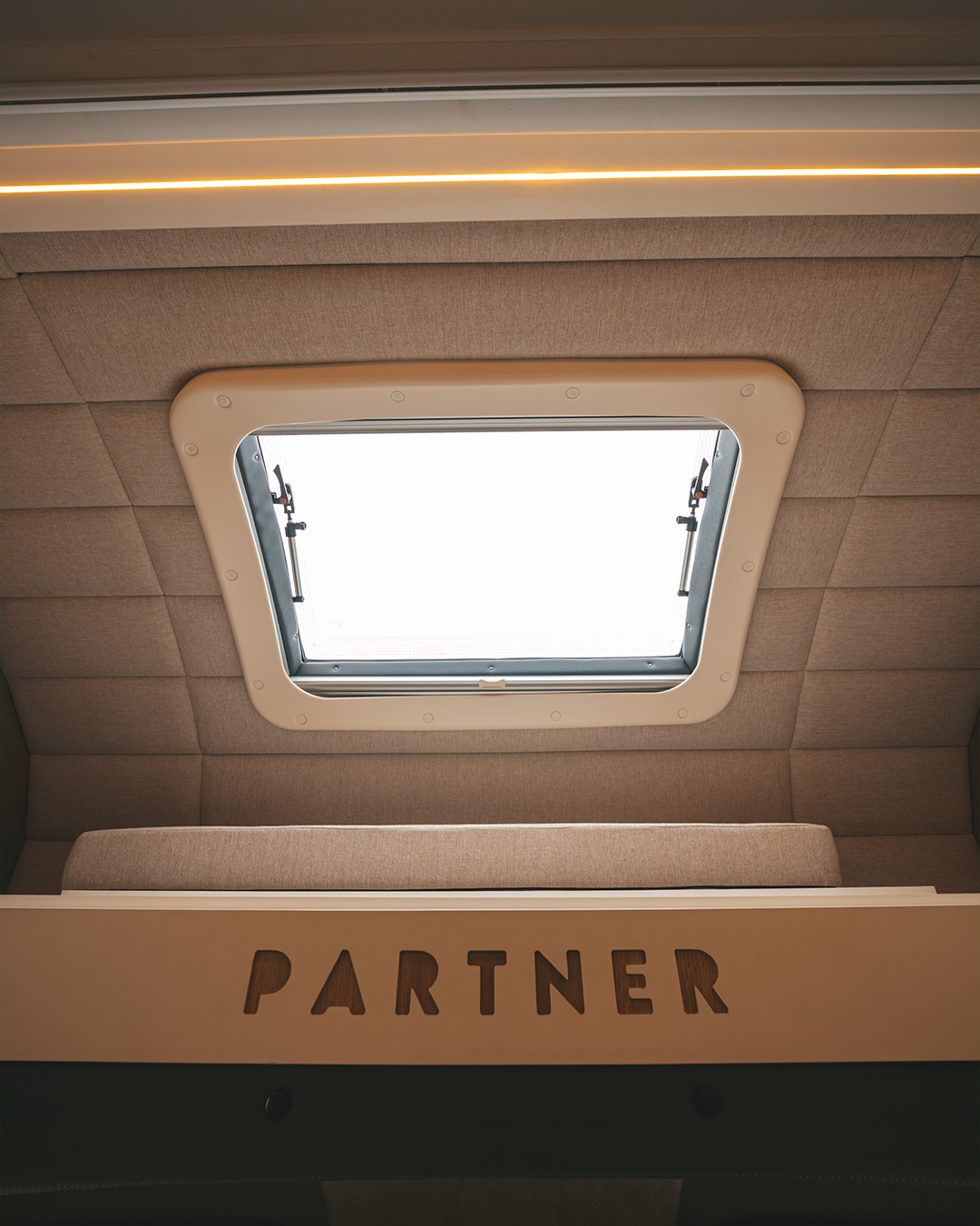 Confident 8.7 - Internal 30