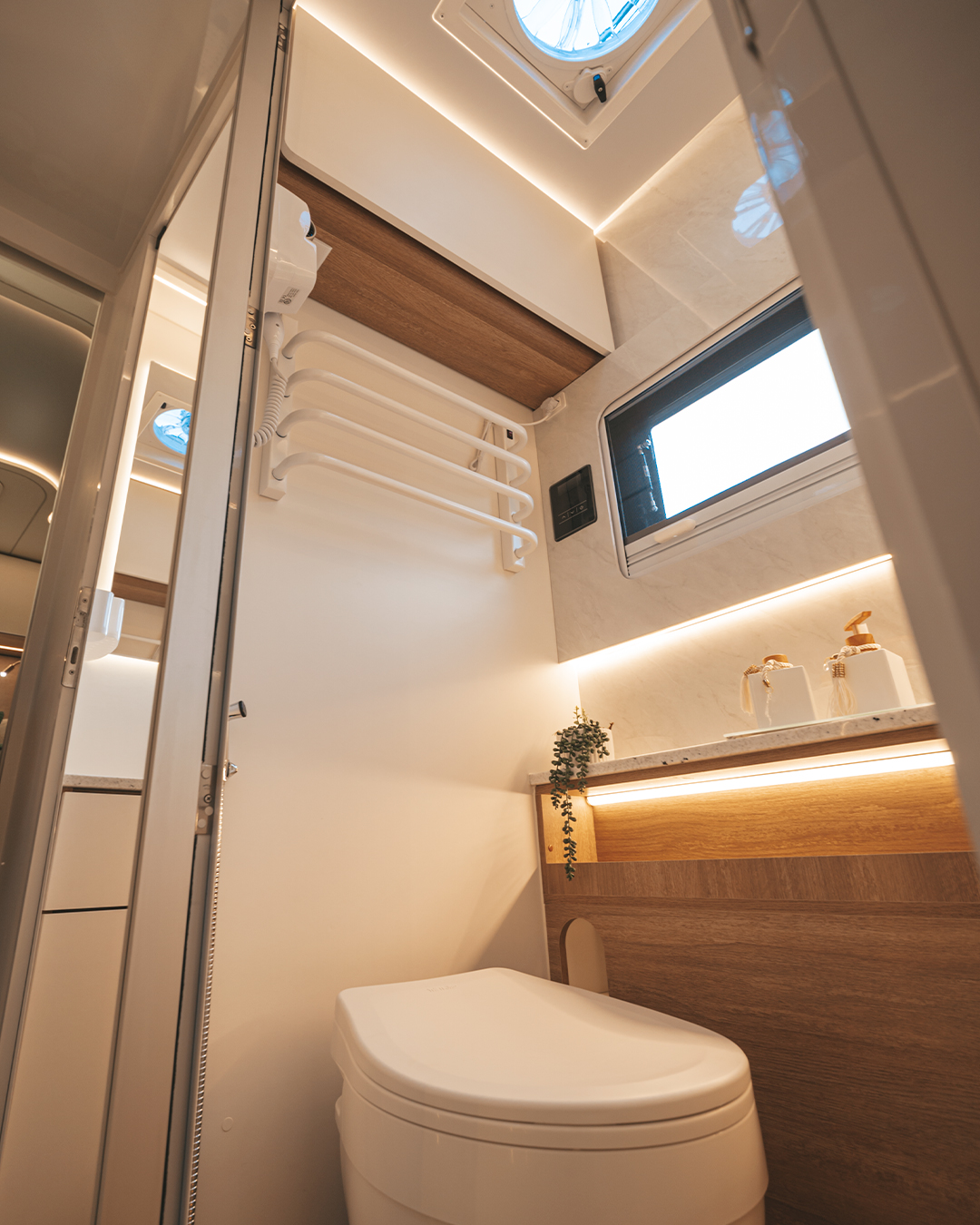 Confident 8.7 - Internal 40