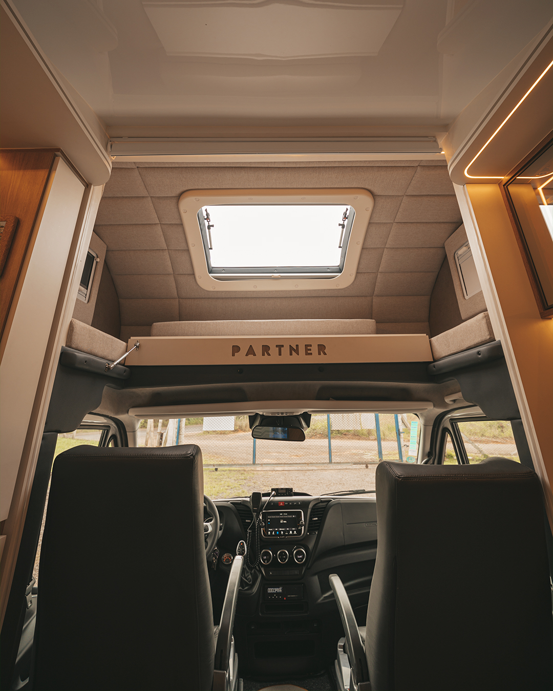 Confident 8.7 - Internal 57